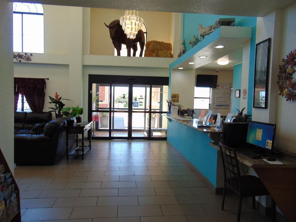 Howard Johnson By Wyndham Lubbock Tx Esterno foto