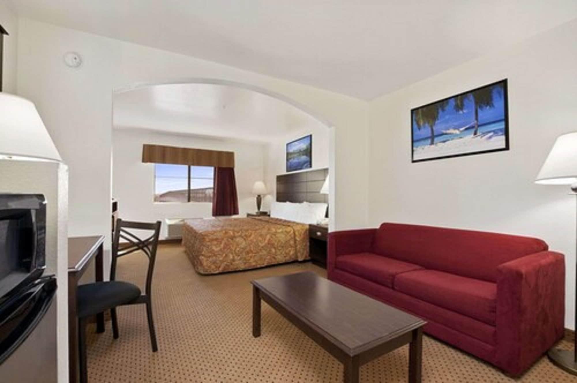 Howard Johnson By Wyndham Lubbock Tx Esterno foto