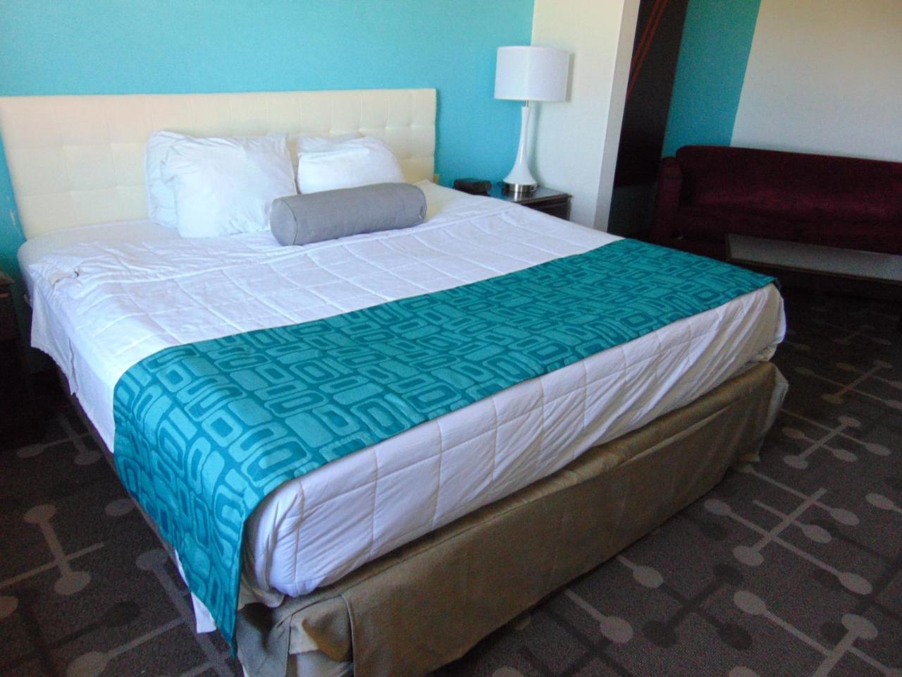 Howard Johnson By Wyndham Lubbock Tx Esterno foto